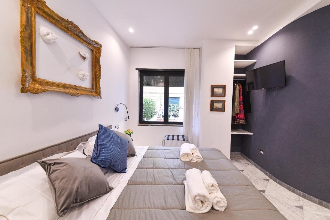 Domus 42 Hotel Napoli Eksteriør billede